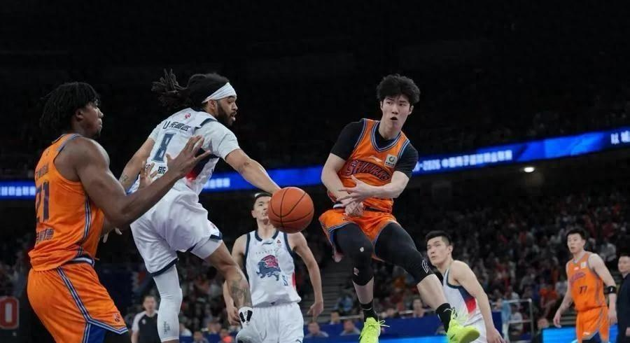 旺财28官方-79-84!上海拿赛点,山东差3分错失翻盘